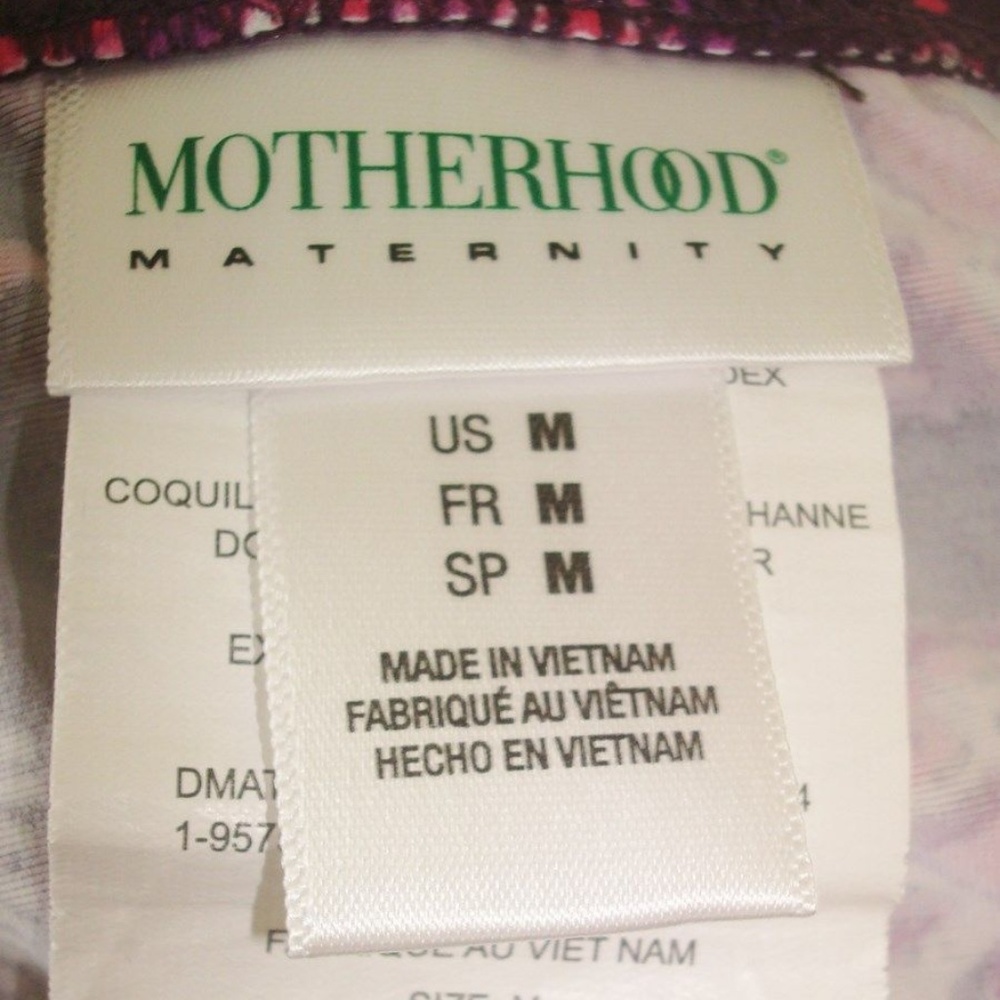 Motherhood Maternity Purple floral tankini swimsuit Top size Medium Excellent - Picture 6 of 6